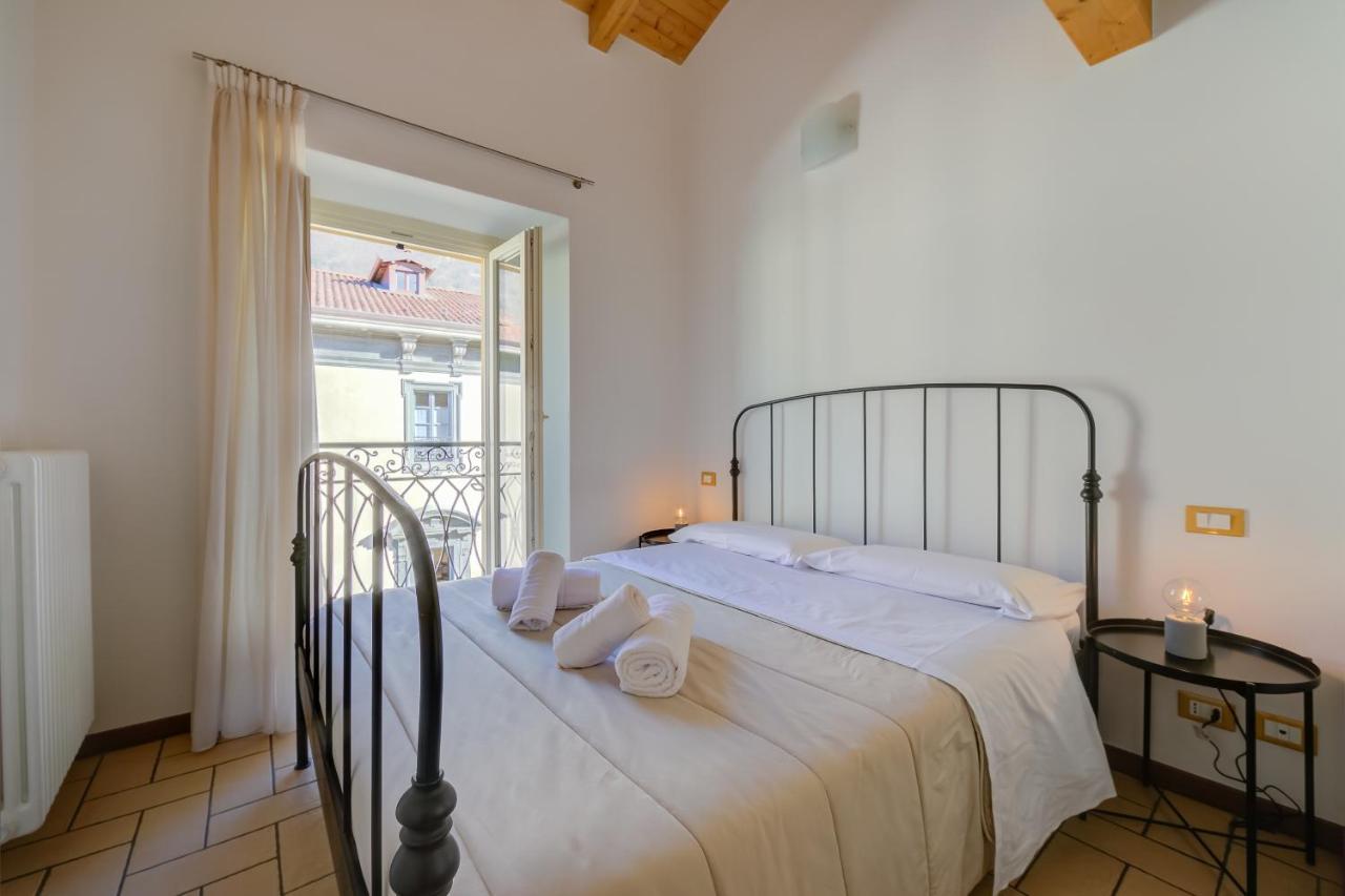 Le Stanze Del Lago Apartments โกโม ภายนอก รูปภาพ